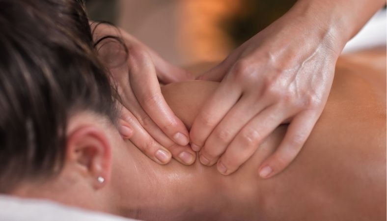 Drainage lymphatique récupération sportive Toulouse méthode Renata França pour réduire les courbatures et améliorer la performance